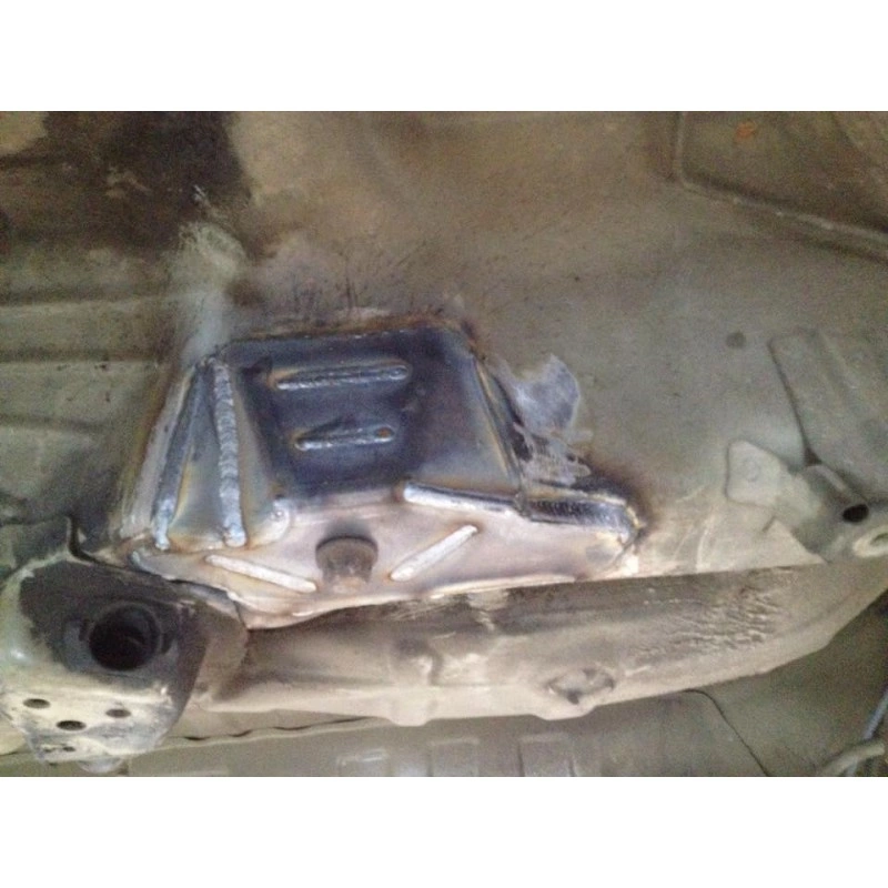 Rear floor strength plate BMW E46